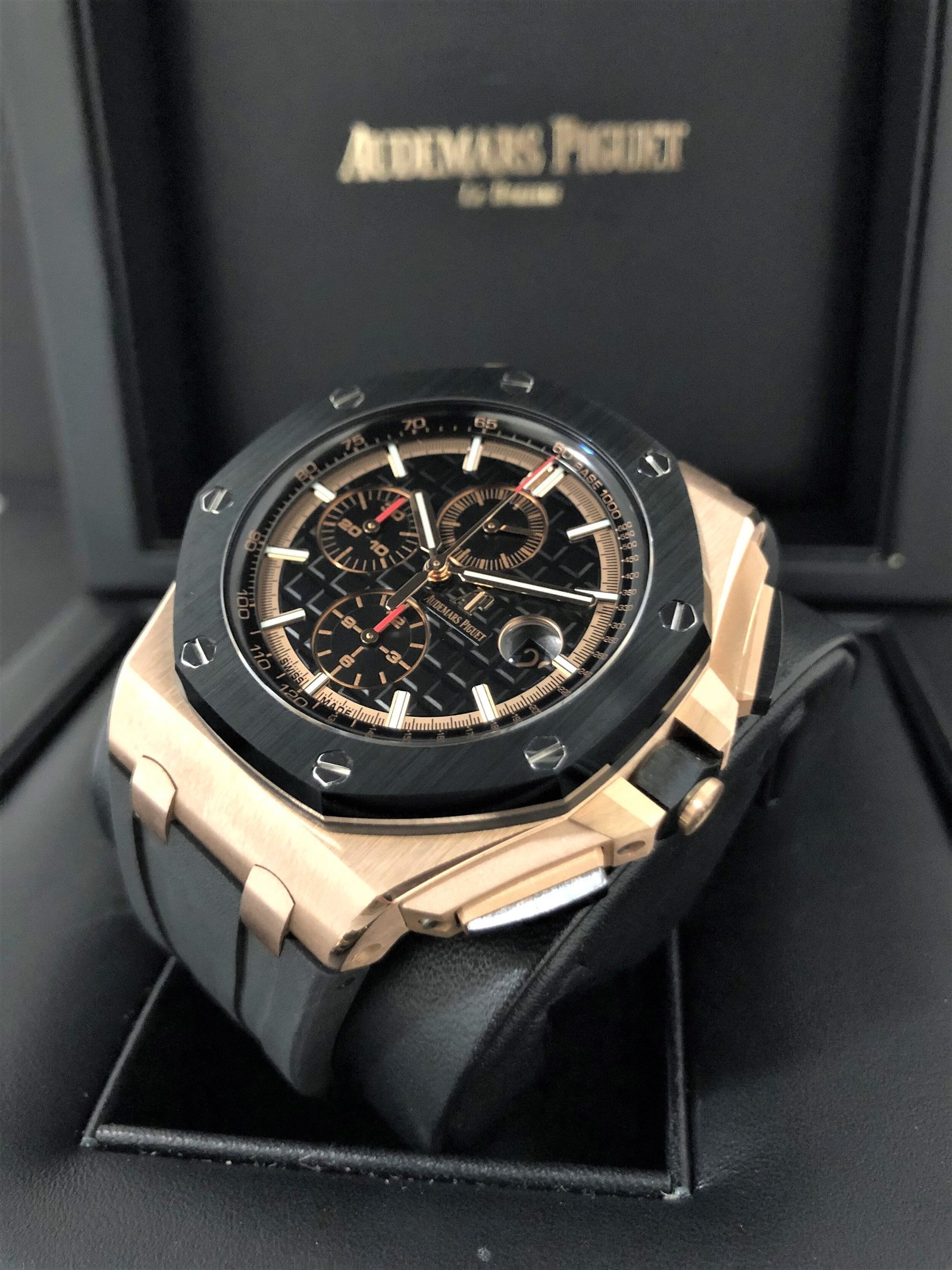 2018 Audemars Piguet Royal Oak Offshore Selfwinding Chronograph 26401RO - Image 3
