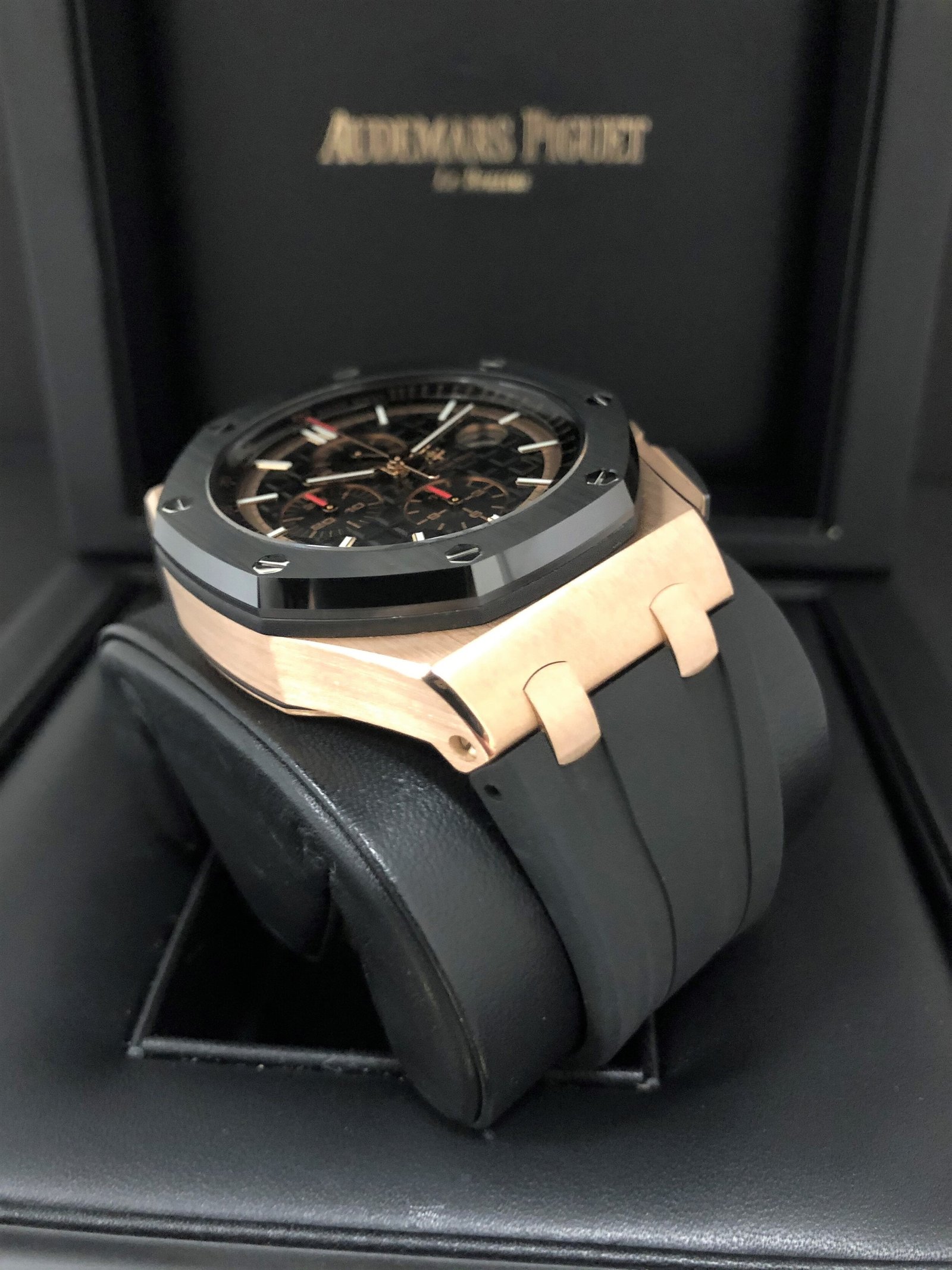 2018 Audemars Piguet Royal Oak Offshore Selfwinding Chronograph 26401RO - Image 7