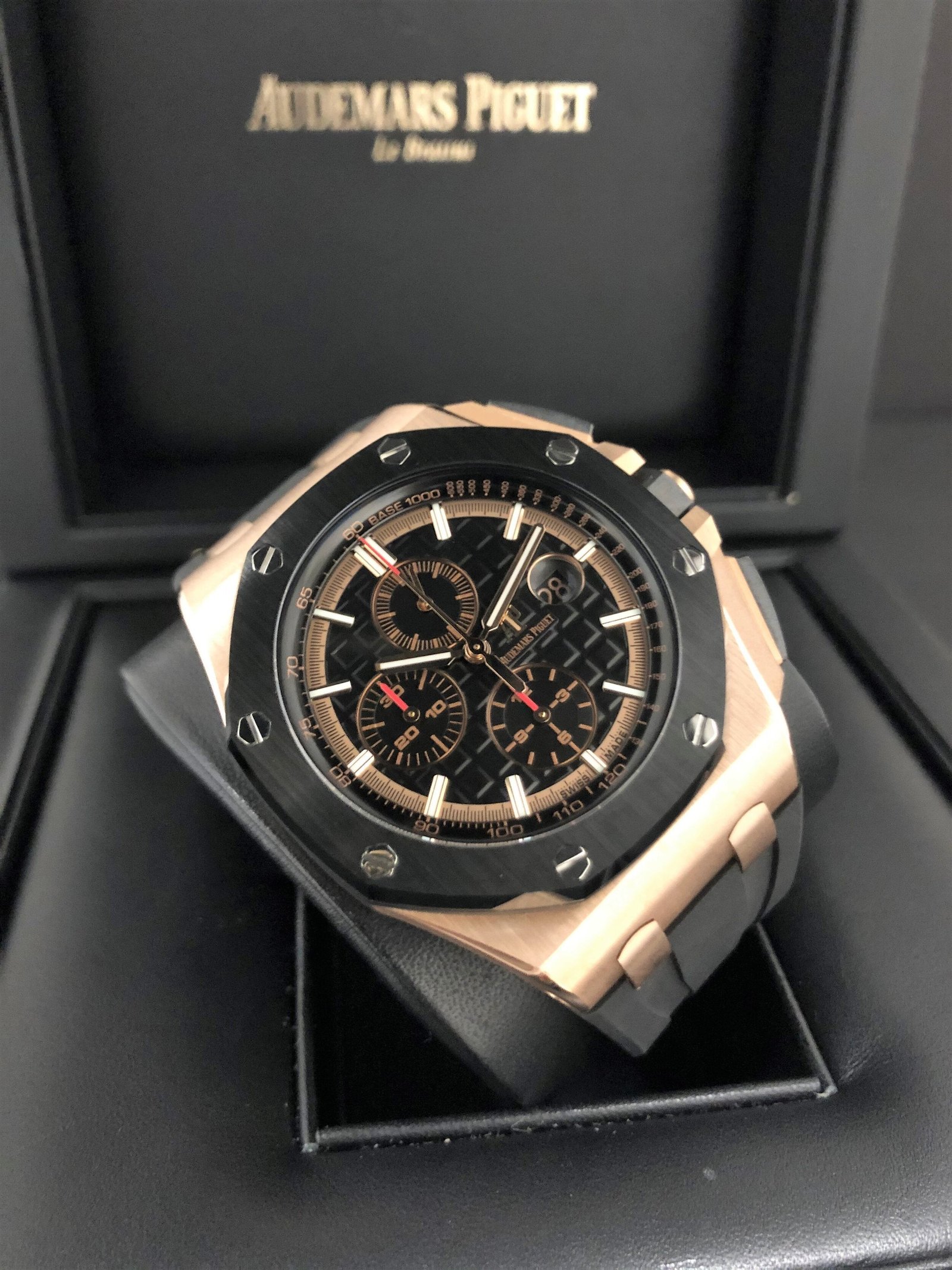 2018 Audemars Piguet Royal Oak Offshore Selfwinding Chronograph 26401RO - Image 6
