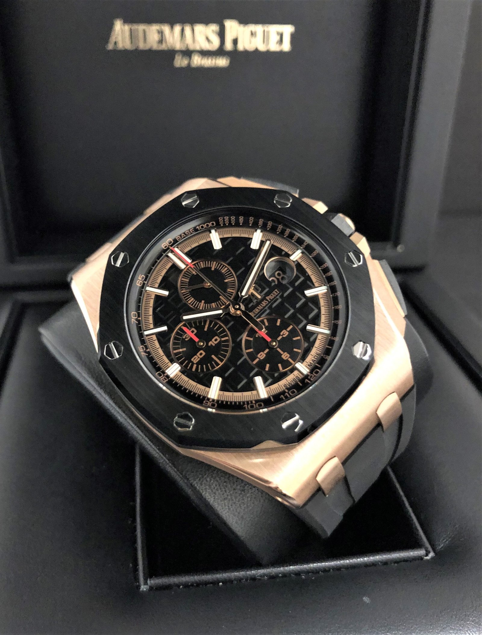 2018 Audemars Piguet Royal Oak Offshore Selfwinding Chronograph 26401RO - Image 5
