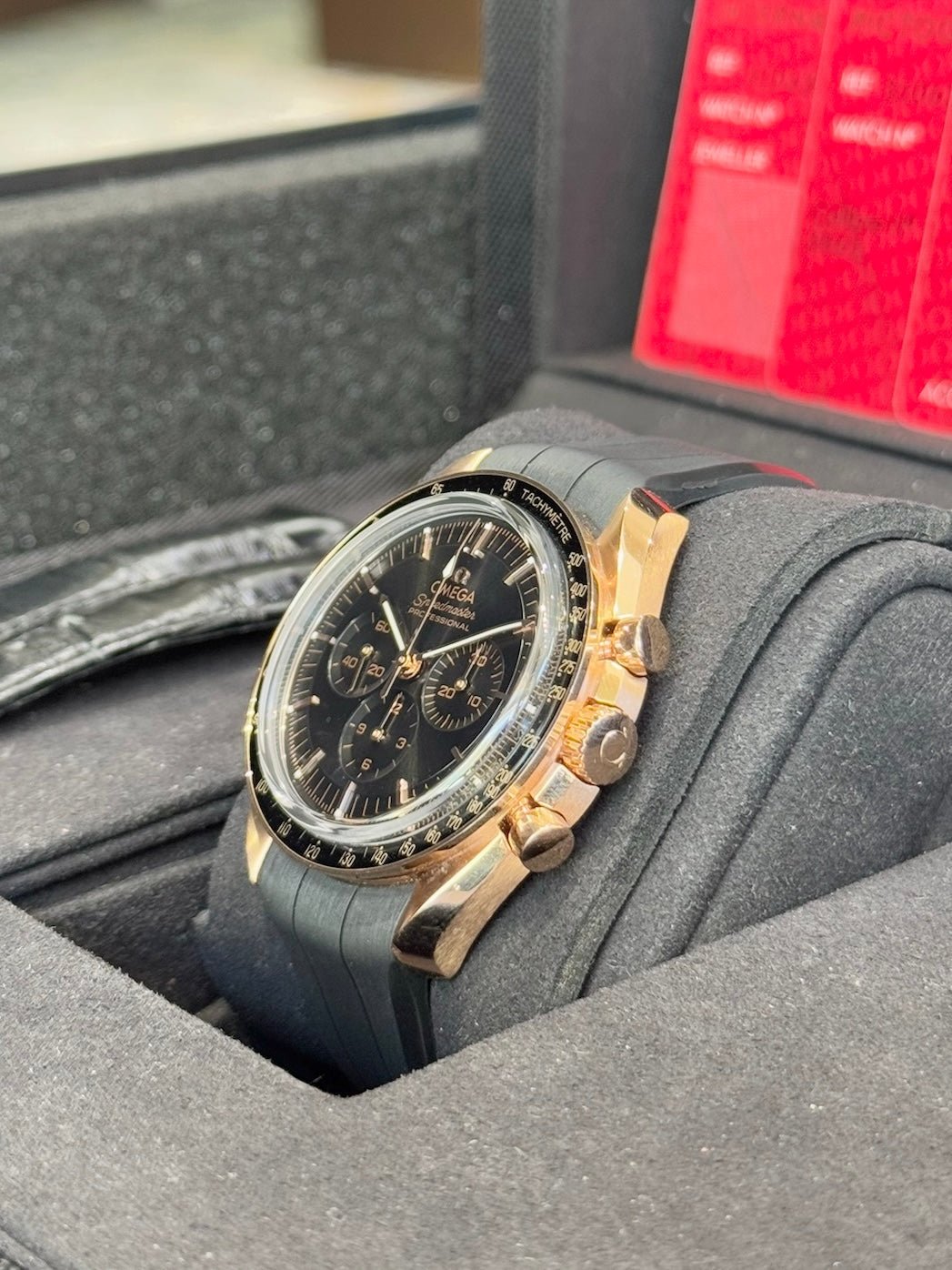 2021 Omega Speedmaster Moonwatch 310.63.42.50.01.001 - Image 4
