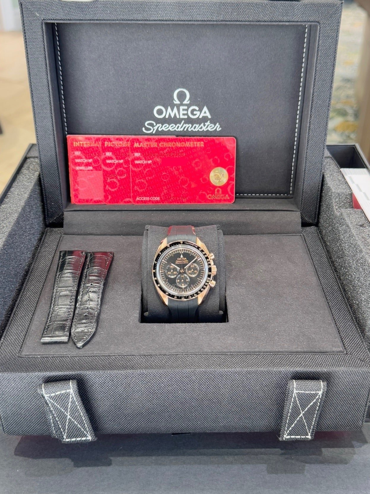 2021 Omega Speedmaster Moonwatch 310.63.42.50.01.001 - Image 2