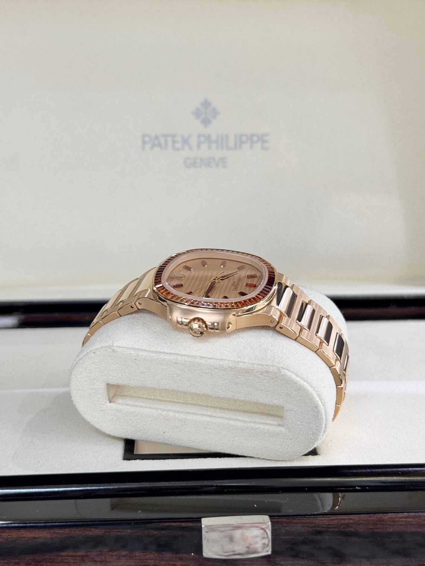2025 Patek Philippe Nautilus 7118/1300R - Image 7