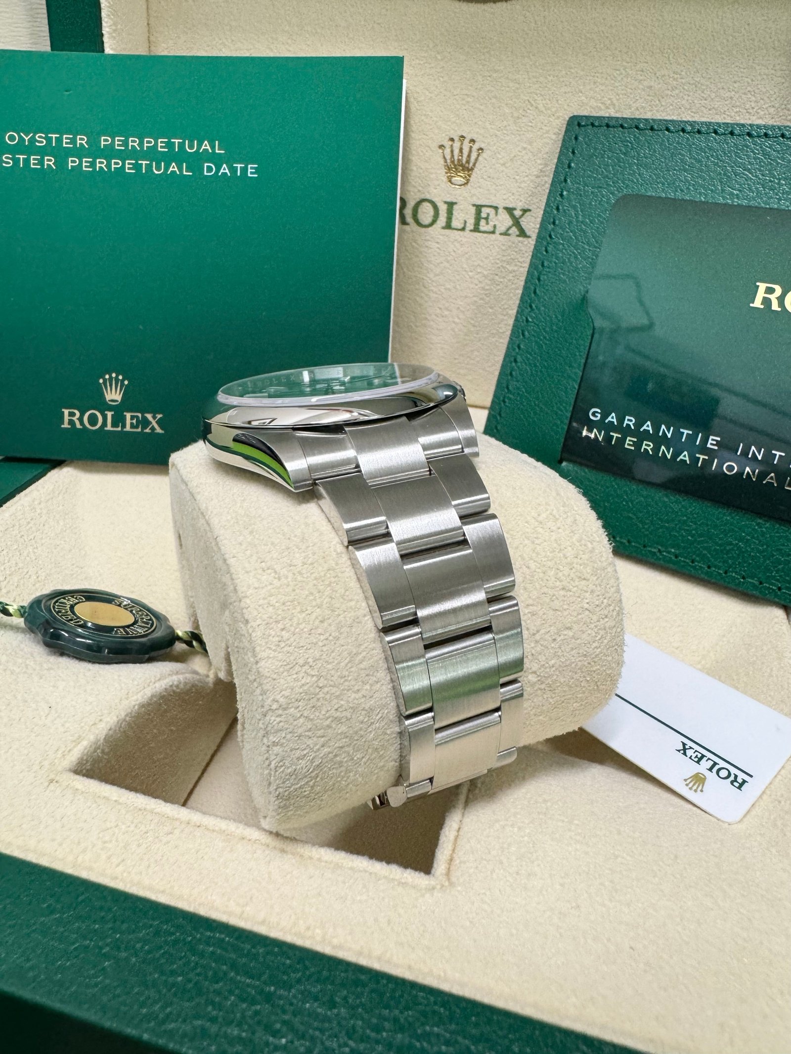 2024 Rolex Oyster Perpetual 41 124300 - Image 6
