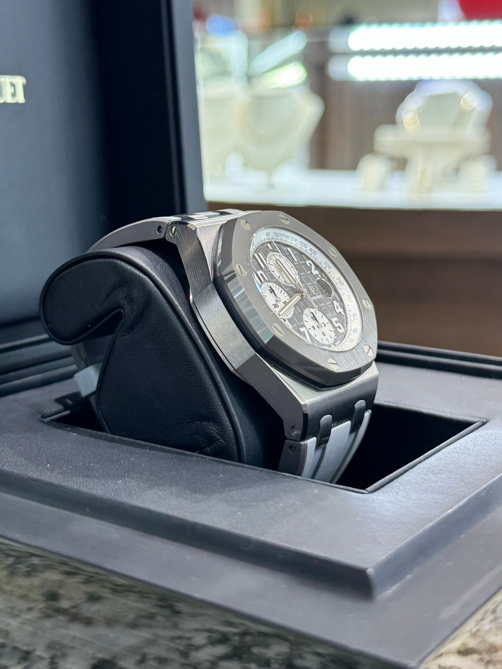 2022 Audemars Piguet Royal Oak Offshore Selfwinding Chronograph 26470IO - Image 4