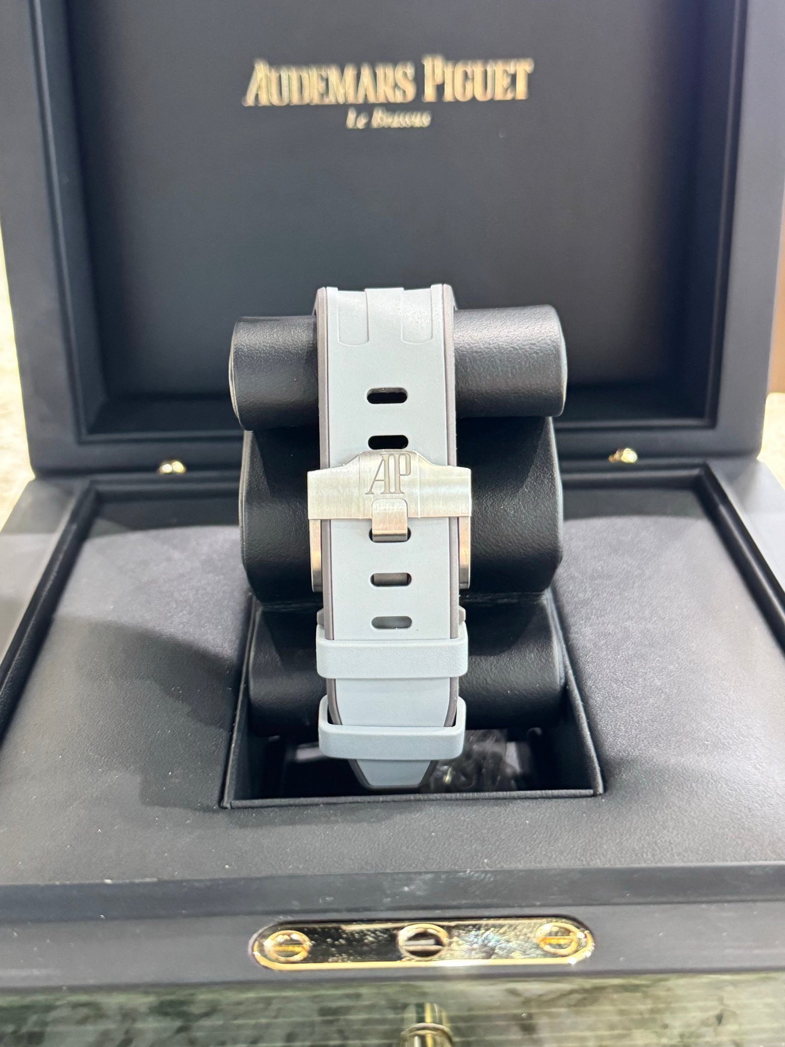 2022 Audemars Piguet Royal Oak Offshore Selfwinding Chronograph 26470IO - Image 7