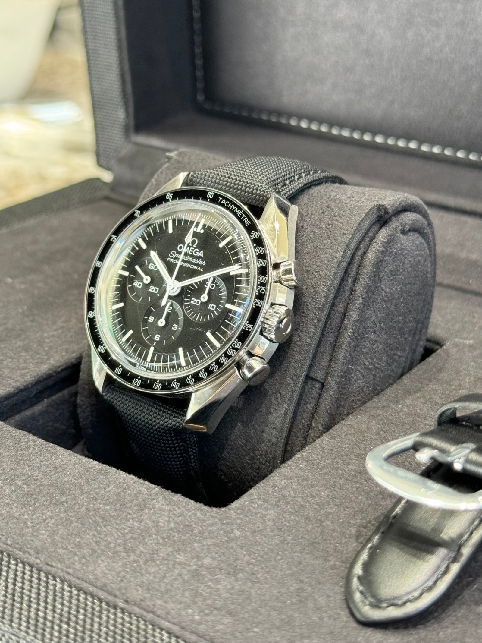 2022 Omega Speedmaster Moonwatch - Image 6