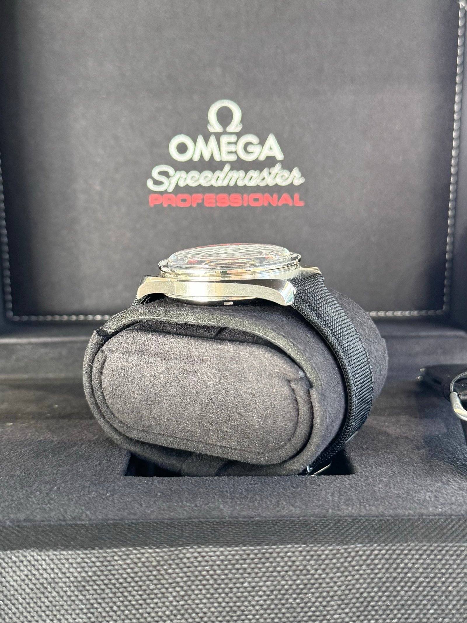 2022 Omega Speedmaster Moonwatch - Image 5