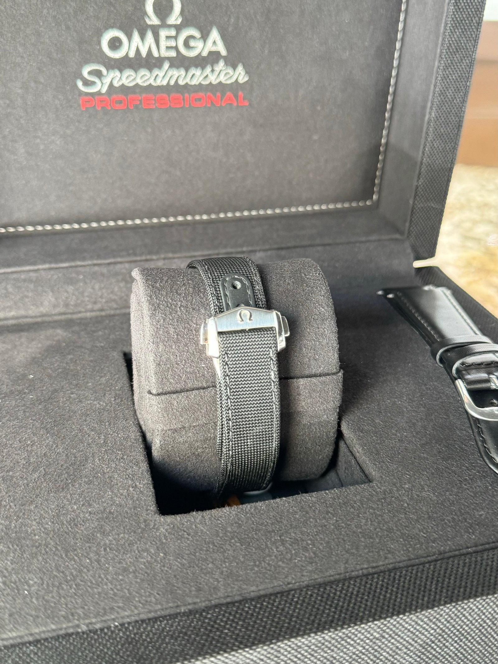 2022 Omega Speedmaster Moonwatch - Image 7